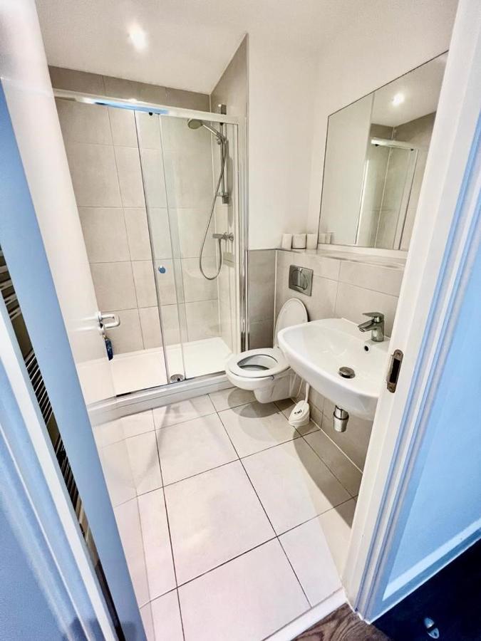 Immaculate Flat In West Croydon Apartment Exterior photo
