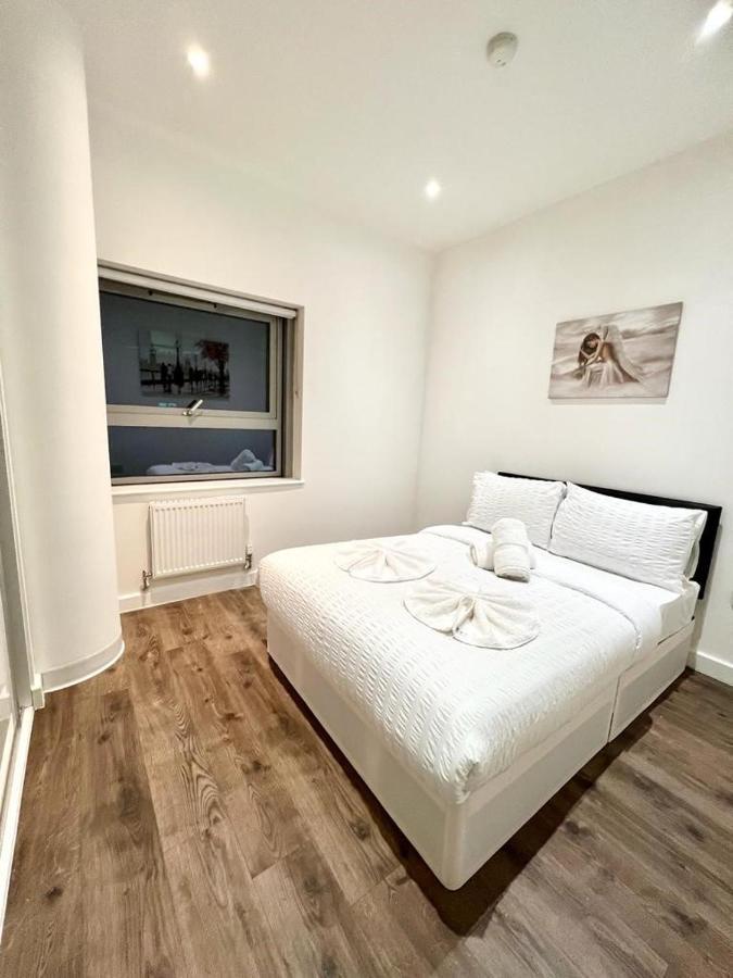 Immaculate Flat In West Croydon Apartment Exterior photo